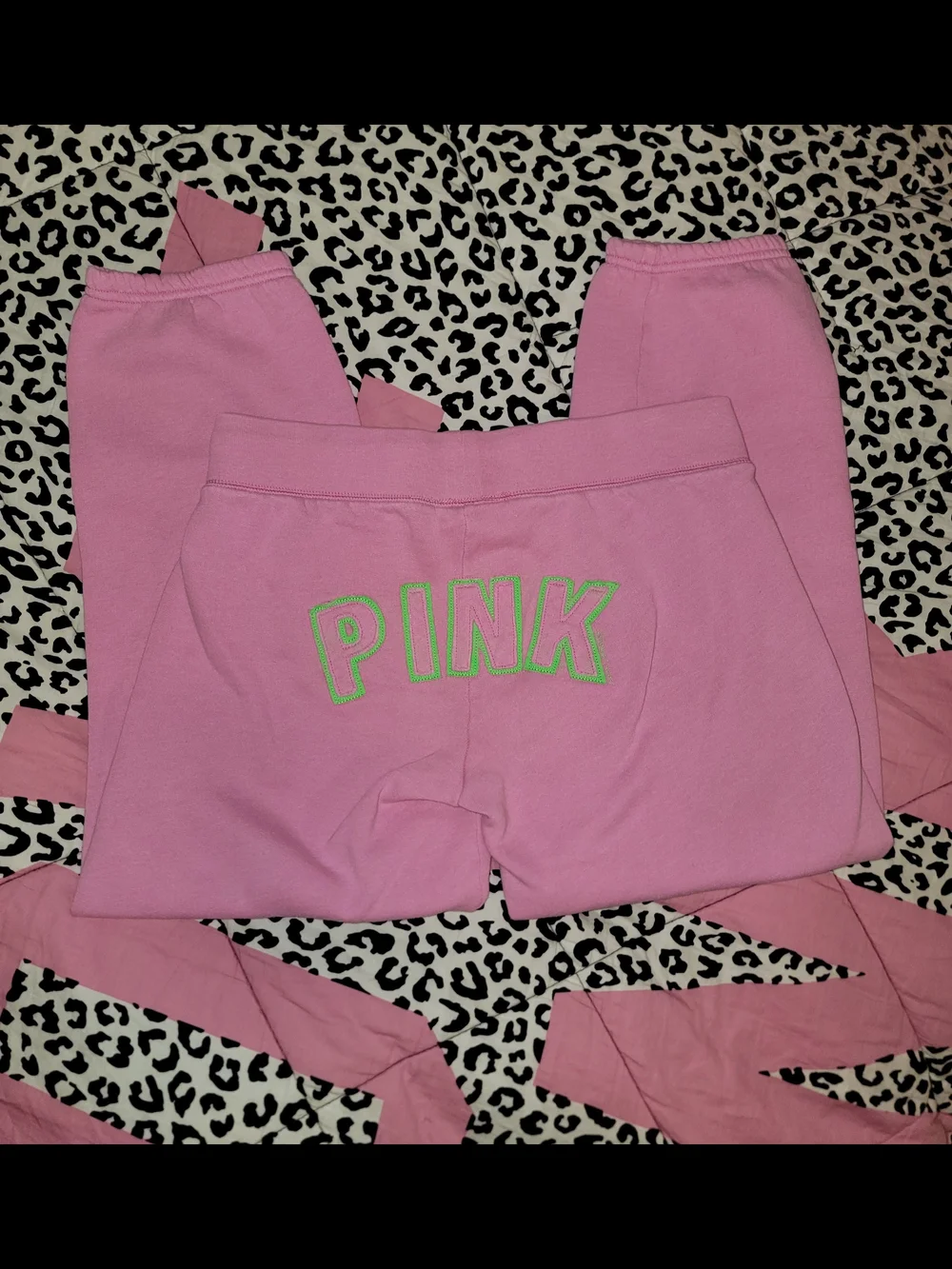 2006 Vintage Victoria's Secret PINK Outfit - Picture 5 of 7